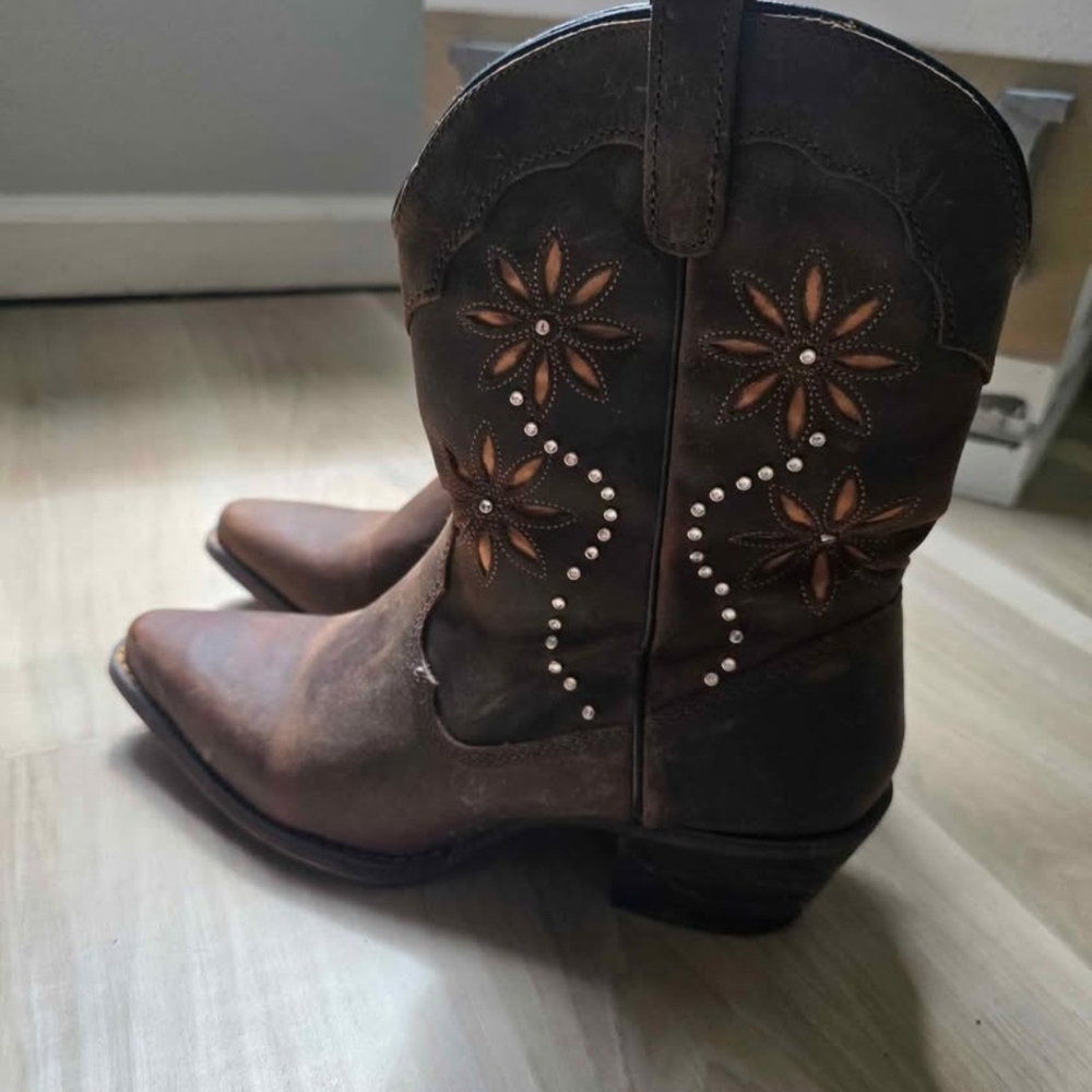 Brown Western Cowboy Boots with Floral Design